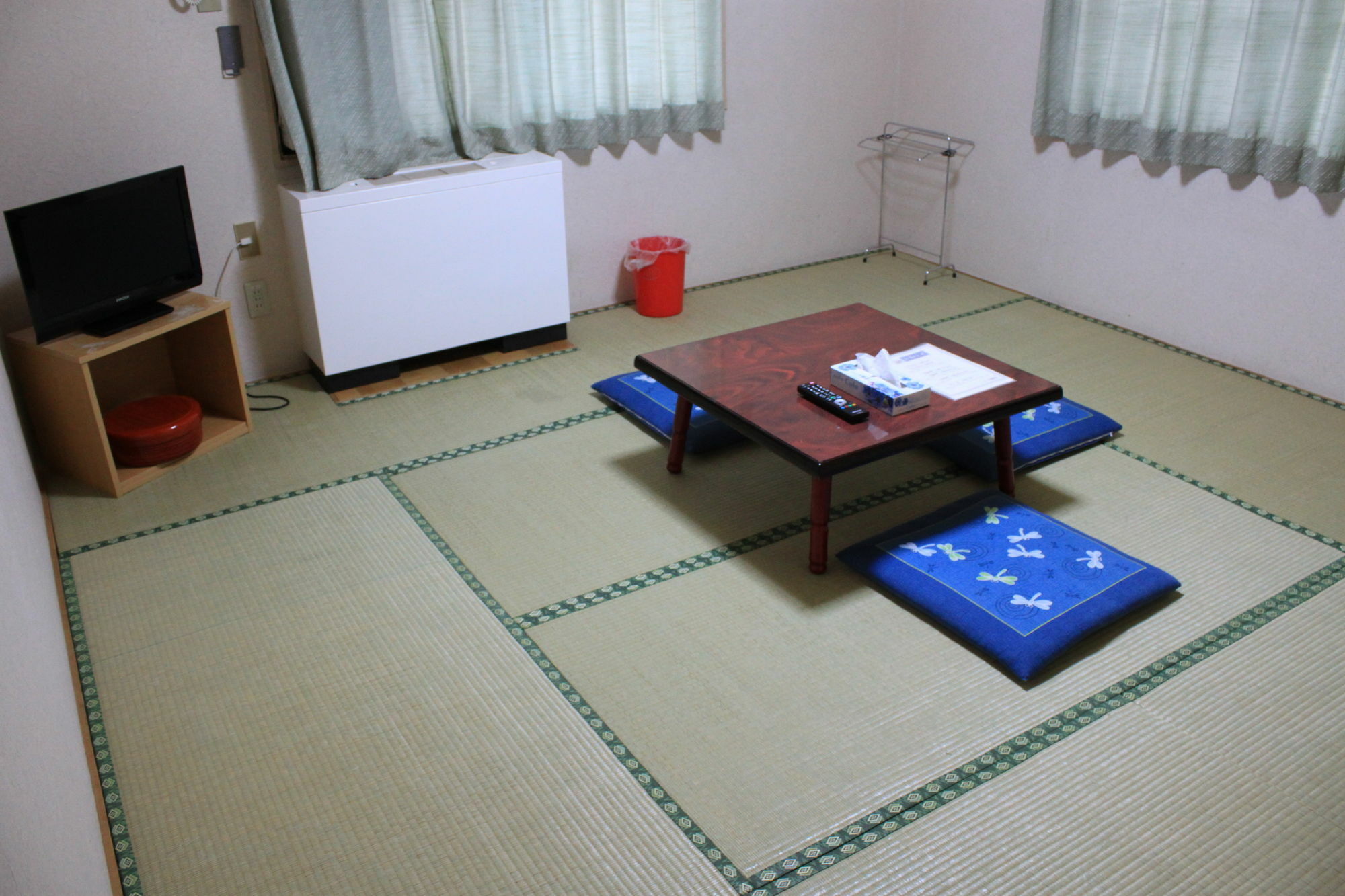 New Hakuginso Hotel NakaNakafurano Buitenkant foto